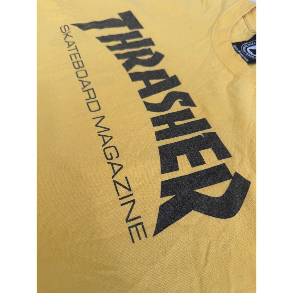 Thrasher Skateboarding Magazine Graphic T-Shirt Yellow Mens Size M Short Sleeve